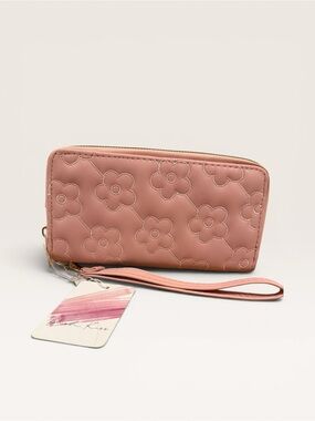 Quilted Floral Pink Wristlet Clutch